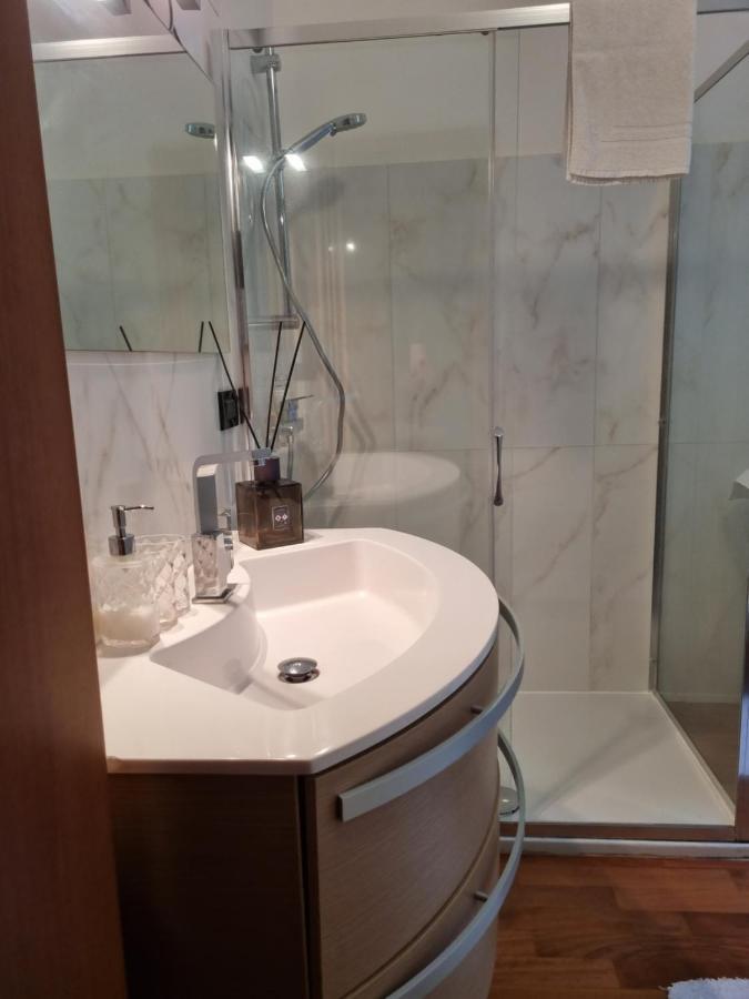  Apartment Milan Bagian luar foto