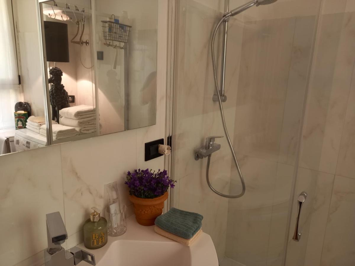  Apartment Milan Bagian luar foto
