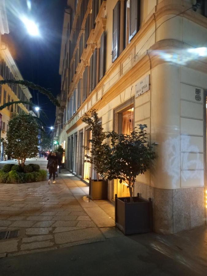  Apartment Milan Bagian luar foto